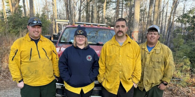 Firefighters Homecoming: A Heroic Return From Polk County Wildfire Aid