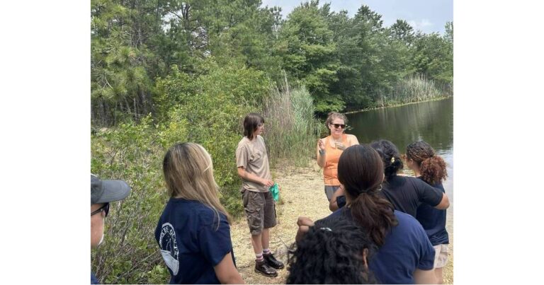 Collaborative Efforts For Clean Water: Students And Leaders Unite For